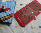 Foto del paso 4 de la receta Bombones spider-man con lacasitos