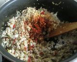 Foto del paso 5 de la receta: Empanadas de pollo con huevos y aceitunas