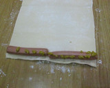 Foto del paso 2 de la receta: Ideas enrrolladitas con hojaldre, salchichas y queso