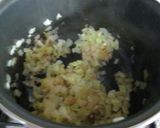 Foto del paso 2 de la receta: Berenjena rellena de huevo (monjitas simpáticas)