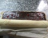 Foto del paso 11 de la receta: Tronco de árbol con crema de chocolate y cerezas