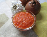 Foto del paso 3 de la receta: Salsa fría de cebolla 
