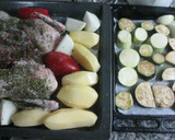 Foto del paso 5 de la receta: Pollo al perejil con patatas y verduras horneadas