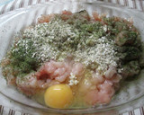 Foto del paso 3 de la receta: Albóndigas de pollo en salsa de tomate y zanahoria en brochetas (para dieta)