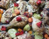 Foto del paso 6 de la receta: Presas de pollo picantes con calabacín y zanahoria al horno