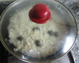Foto del paso 5 de la receta: Arroz blanco y seco con olivas mallorquinas