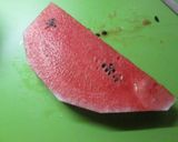 Foto del paso 2 de la receta: Bastones de sandía con semillas comestibles