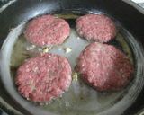 Foto del paso 3 de la receta: Hamburguesa de cerdo con verduras y huevo