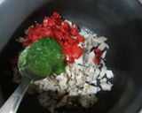 Foto del paso 3 de la receta: Calabacines rellenos con pollo asado del día anterior
