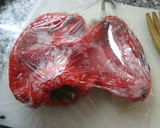 Foto del paso 6 de la receta: Coca de cebolla caramelizada y pimientos asados