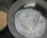 Foto del paso 4 de la receta: Tronco de árbol con crema de chocolate y cerezas