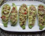 Foto del paso 6 de la receta: Calabacines rellenos de carne con salsa blanca 