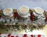 Foto del paso 15 de la receta: Arrollado de pionono con crema de pollo y huevos enteros