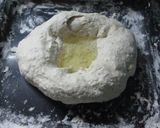 Foto del paso 2 de la receta: Pizza con jamón york, quesos y un toque de maní