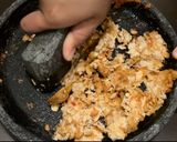 Foto langkah ke 2 dari resep Sambal Tempe Kemangi.