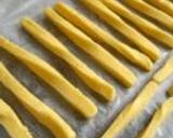 A picture of step 5 of Crispy Cheese Sticks.
