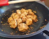 Foto del paso 4 de la receta: Pollo satay con brócoli al vapor