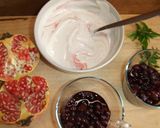 Foto del paso 3 de la receta Copas de frutos rojos con crema de limón