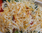 Foto del paso 3 de la receta: Gratinado de patatas, tomates y huevos con queso Maasdemer 