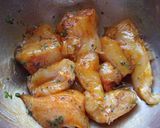 Foto del paso 1 de la receta: Pinchos de pollo al azafrán