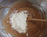 Foto del paso 3 de la receta: Cake de canela, frutos secos y semillas de sésamo negro