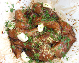Foto del paso 1 de la receta: Brochetas de pollo al coñac con escalonias y pimientos de Couto