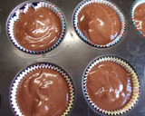 Foto del paso 4 de la receta: Bollitos de chocolate con peras frescas