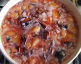 Foto del paso 3 de la receta: Salsa fácil de ciruelas rojas para carnes