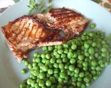 Foto del paso 3 de la receta: Chuletas de cerdo al orégano con guisantes
