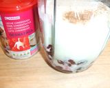 Foto del paso 1 de la receta: Helado de frambuesas con cerezas y leche condensada