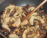 Foto del paso 3 de la receta: Arroz al estilo TDT con hongos secos y alcachofas