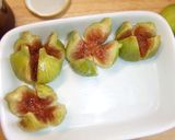 Foto del paso 1 de la receta: Higos asados con frambuesas y arándanos 