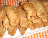 Foto del paso 5 de la receta: Empanadas criollas fritas auténticas de Doña Petrona