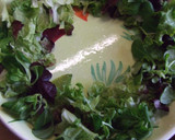Foto del paso 1 de la receta: Ensalada con mayonesa de zanahoria y semillas de sésamo tostado