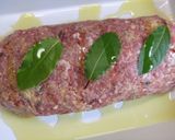 Foto del paso 7 de la receta: Rollo de carnes picadas relleno y horneado