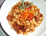 Foto del paso 3 de la receta: Alubias blancas al romero con tomates secados y ajada