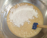 Foto del paso 2 de la receta: Bollitos integrales de manzana al aroma de lima