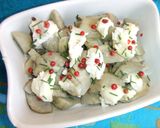 Foto del paso 2 de la receta: Corazones de alcachofas, queso de cabra, cebollinos y pimienta rosa