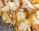 A picture of step 1 of Simple onion fry with mutton masala powder.