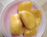 Foto langkah ke 1 dari resep Nangka Goreng Tepung.