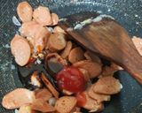 Foto langkah ke 3 dari resep Sosis Telur Asam Manis.