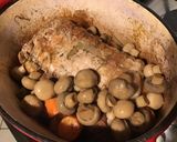 Une image de l'étape 9 de Rôti de porc en cocotte aux carottes,oignons et champignons (cuisson au four).