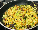 A picture of step 3 of Cranberries Kanda Poha.