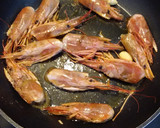 Foto del paso 2 de la receta: Calabacín relleno de verdura gambones y atún