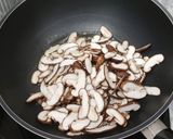 A picture of step 5 of Vegetarian bee hoon.