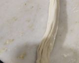 A picture of step 2 of Lachcha paratha.