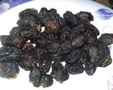 A picture of step 1 of Alu Bukhary ki Chatni.