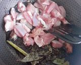 Foto langkah ke 2 dari resep 188. Rawon Daging Ayam Bumbu Instan.