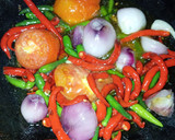 Foto langkah ke 1 dari resep Sambal Tomat Terasi.