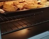 Foto langkah ke 5 dari resep Crispy Baked Potato.